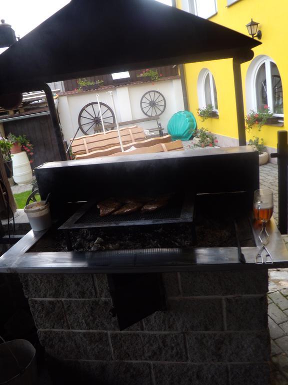 Penzion U Urbanů Nemcice  Esterno foto